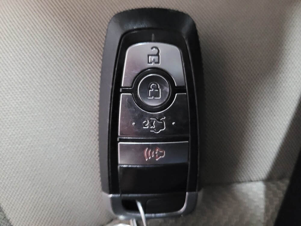 2018 Ford Fusion in Newport News, VA 23601 - 18129729 32