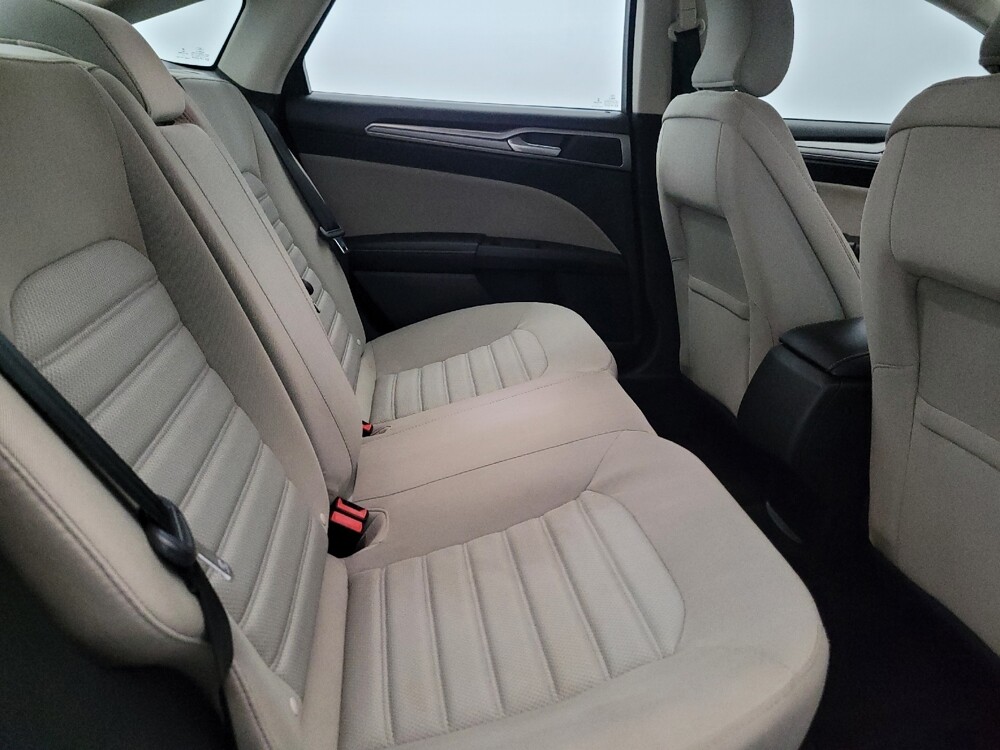 2018 Ford Fusion in Newport News, VA 23601 - 18129729 19