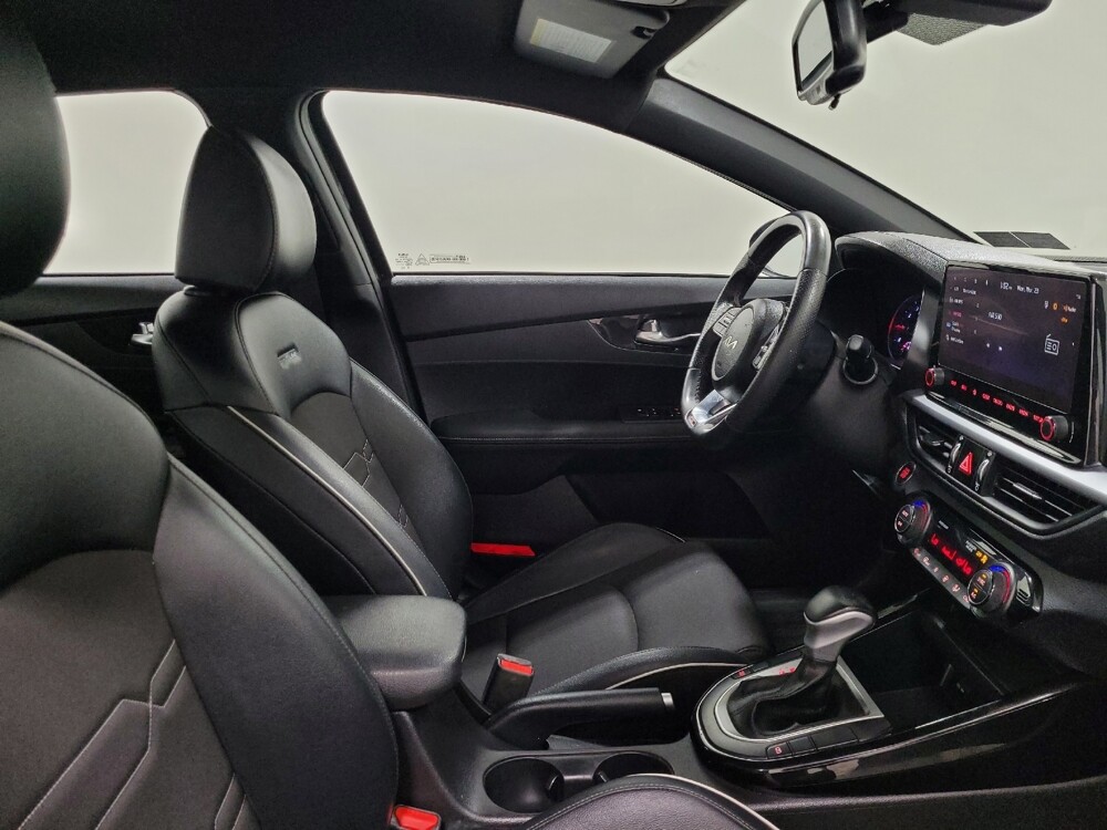 2023 Kia Forte in Langhorne, PA 19047 - 18129730 21