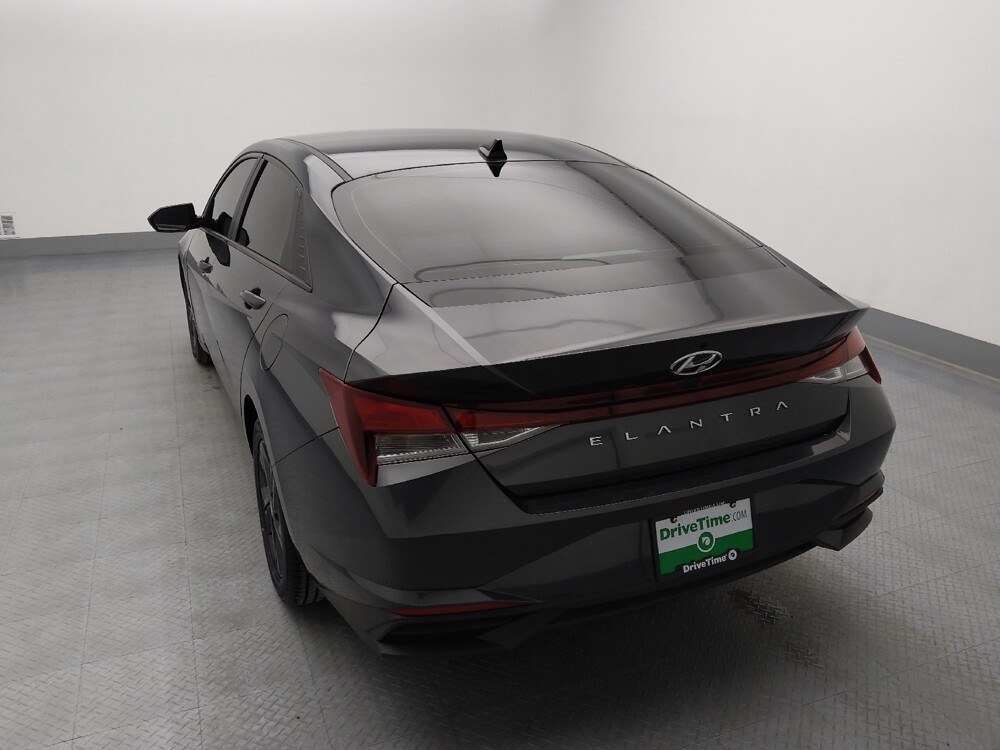 2022 Hyundai Elantra in Wichita, KS 67207 - 18129735 6