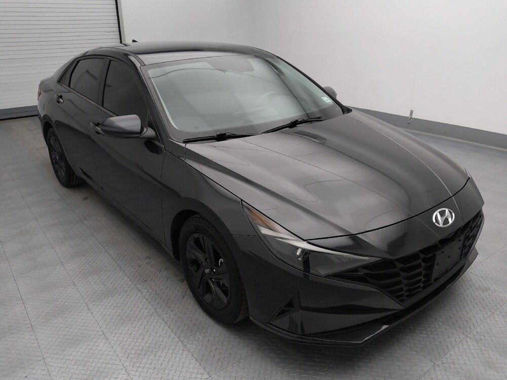 2022 Hyundai Elantra in Wichita, KS 67207 - 18129735 13