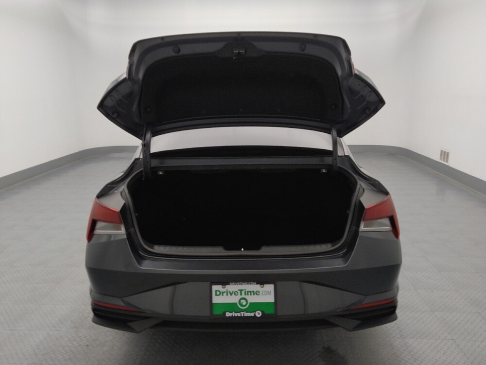 2022 Hyundai Elantra in Wichita, KS 67207 - 18129735 29