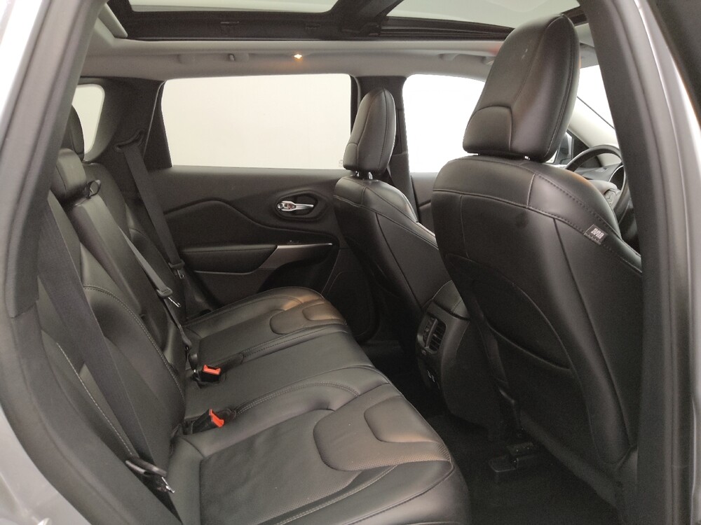 2021 Jeep Cherokee in Gladstone, MO 64118 - 18129736 19