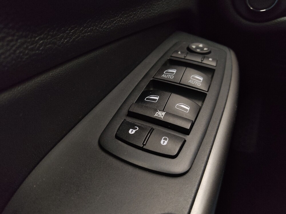 2021 Jeep Cherokee in Gladstone, MO 64118 - 18129736 27