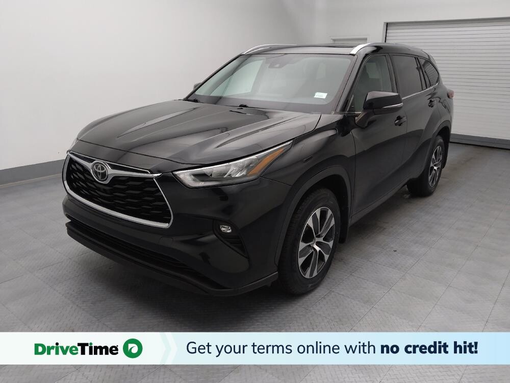 2020 Toyota Highlander in Topeka, KS 66611 - 18129737