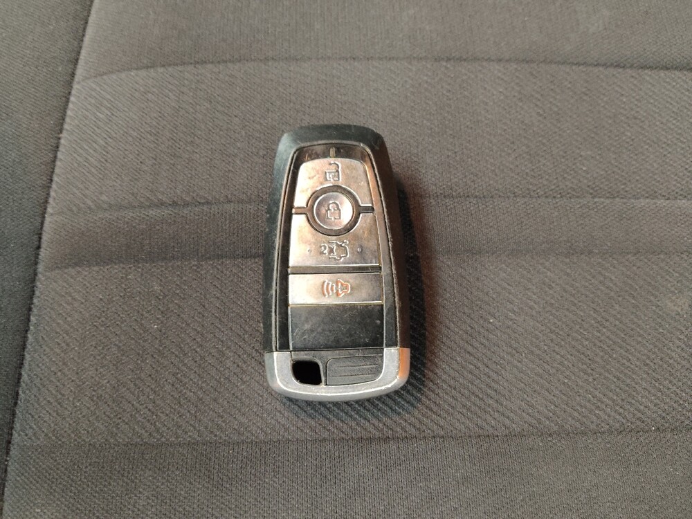 2018 Ford Mustang in Topeka, KS 66611 - 18129738 32