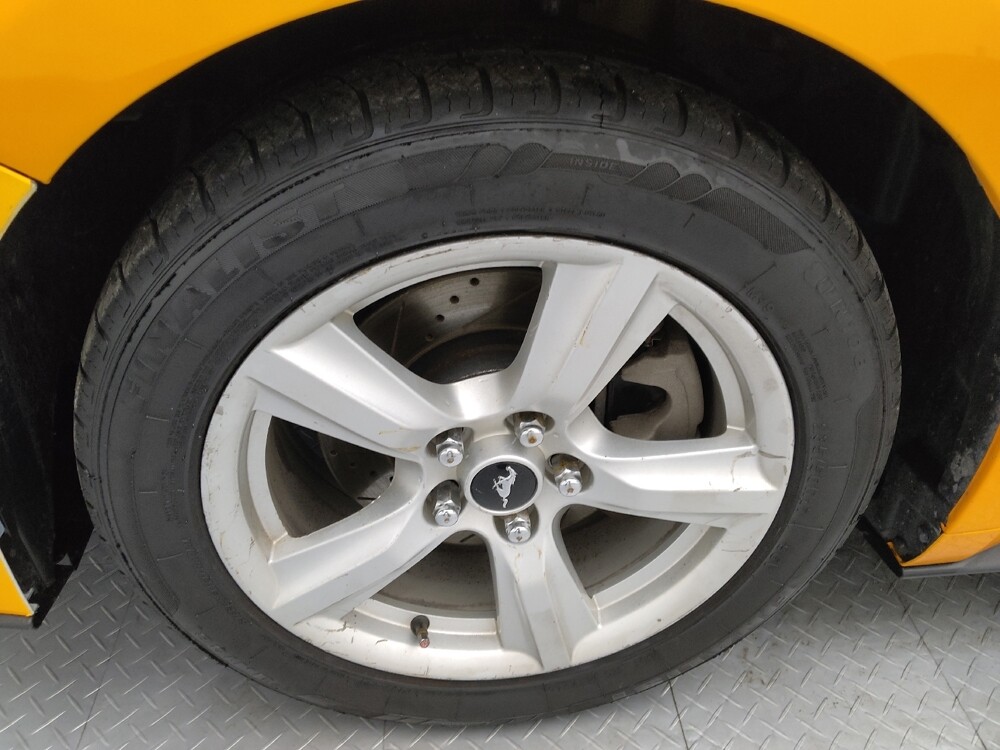 2018 Ford Mustang in Topeka, KS 66611 - 18129738 31