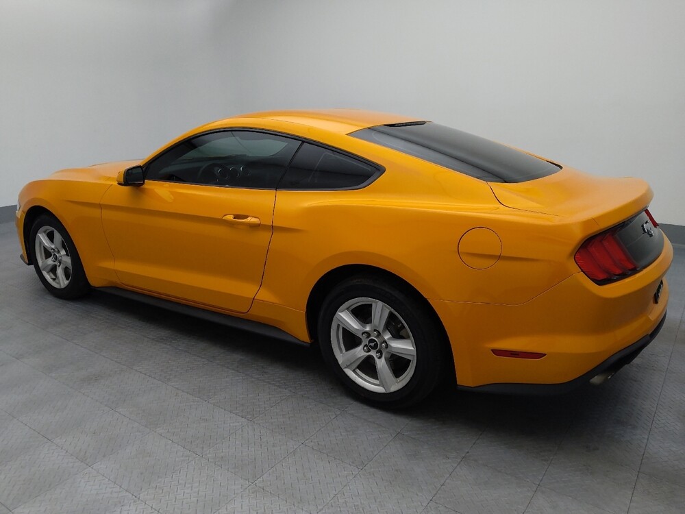 2018 Ford Mustang in Topeka, KS 66611 - 18129738 3