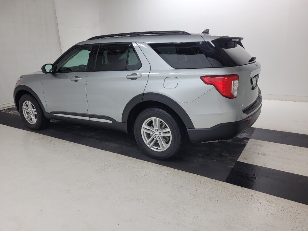 2022 Ford Explorer in St. Louis, MO 63125 - 18129739 3