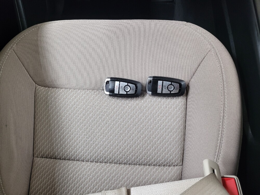 2022 Ford Explorer in St. Louis, MO 63125 - 18129739 32