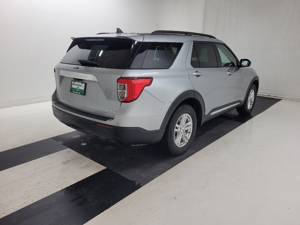 2022 Ford Explorer in St. Louis, MO 63125 - 18129739 9