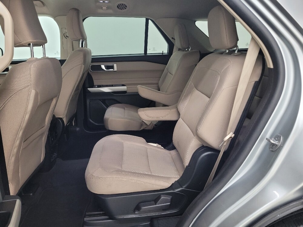 2022 Ford Explorer in St. Louis, MO 63125 - 18129739 18
