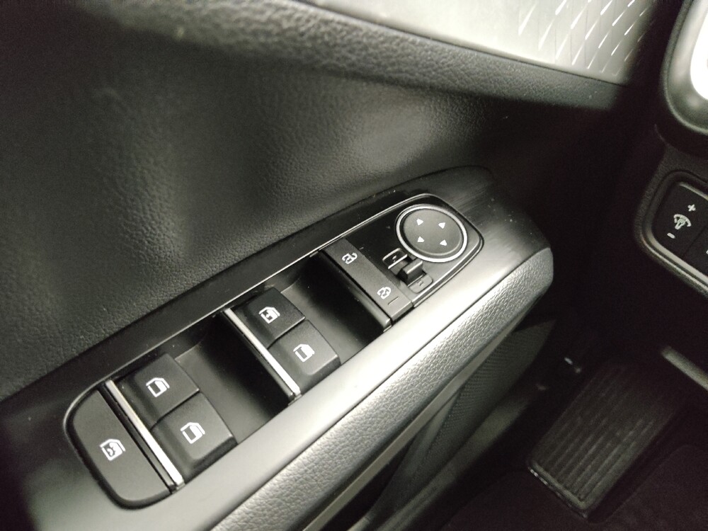 2025 Kia Soul in St. Louis, MO 63136 - 18129740 27