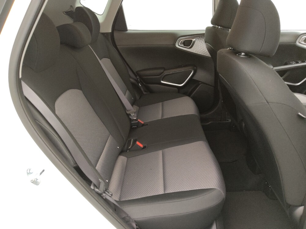 2025 Kia Soul in St. Louis, MO 63136 - 18129740 19