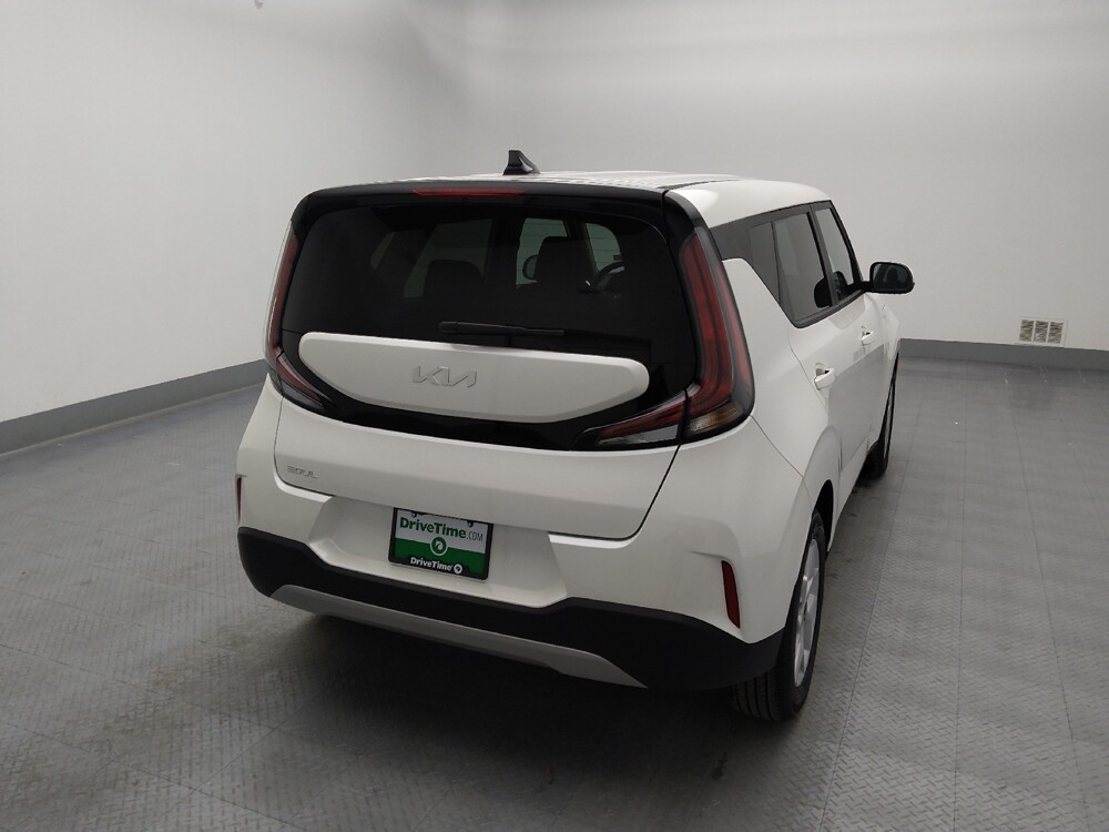 2025 Kia Soul in St. Louis, MO 63136 - 18129740 7