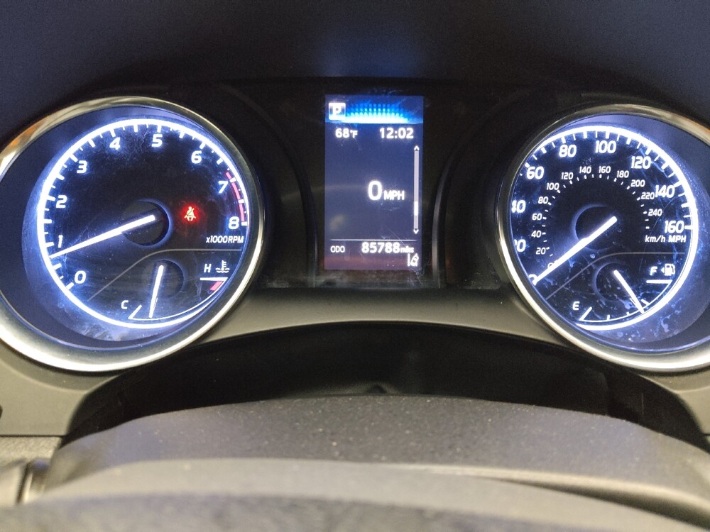 2020 Toyota Camry in Springfield, MO 65807 - 18129741 23