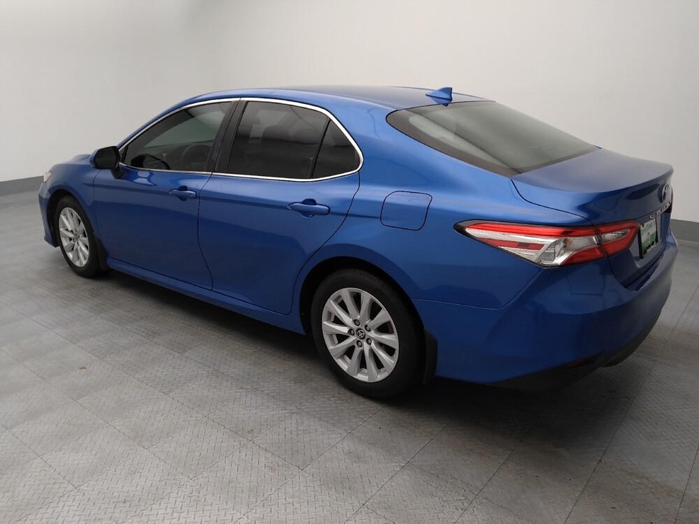 2020 Toyota Camry in Springfield, MO 65807 - 18129741 3