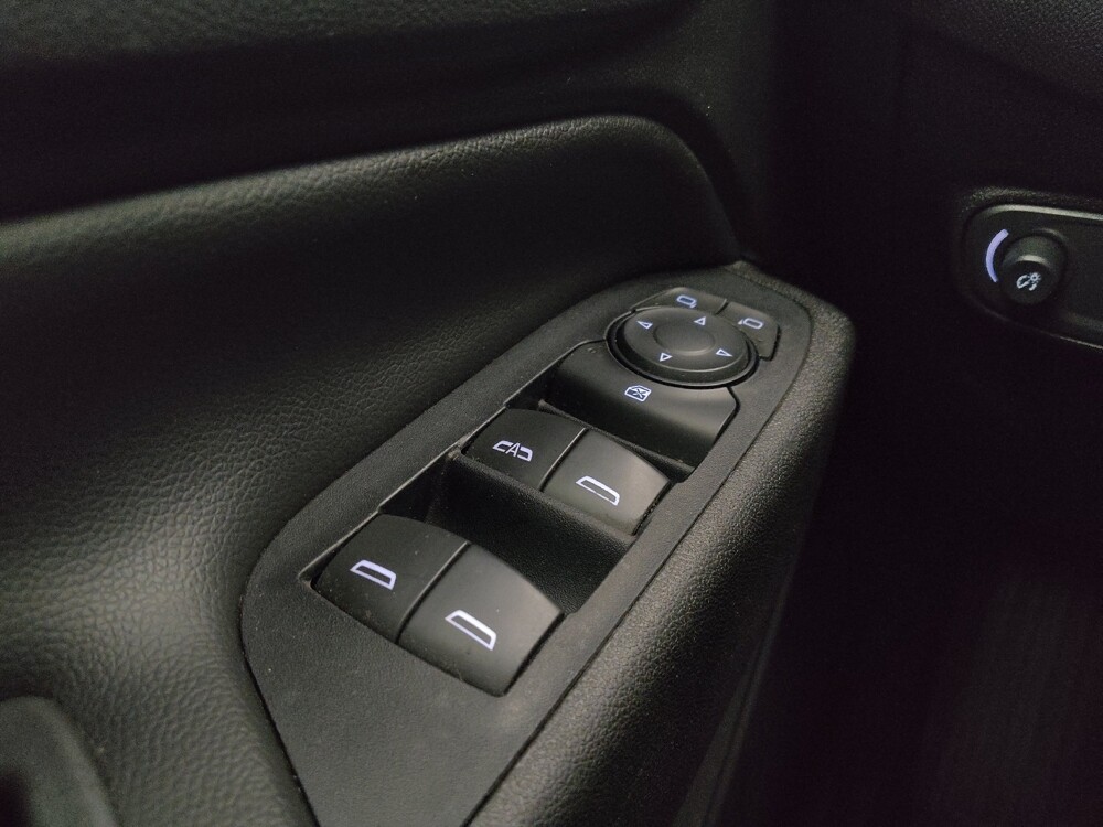 2019 Chevrolet Equinox in Midlothian, IL 60445 - 18129746 27