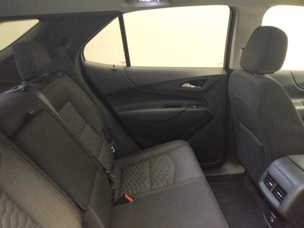 2019 Chevrolet Equinox in Midlothian, IL 60445 - 18129746 19