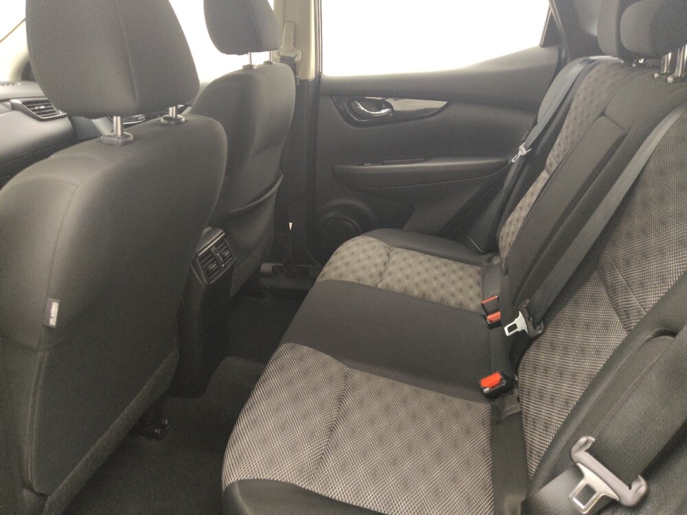 2021 Nissan Rogue Sport in Lombard, IL 60148 - 18129747 18