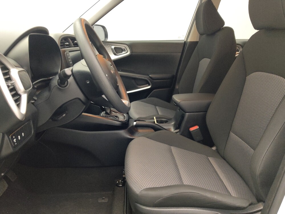 2025 Kia Soul in Jacksonville, FL 32210 - 18129749 17