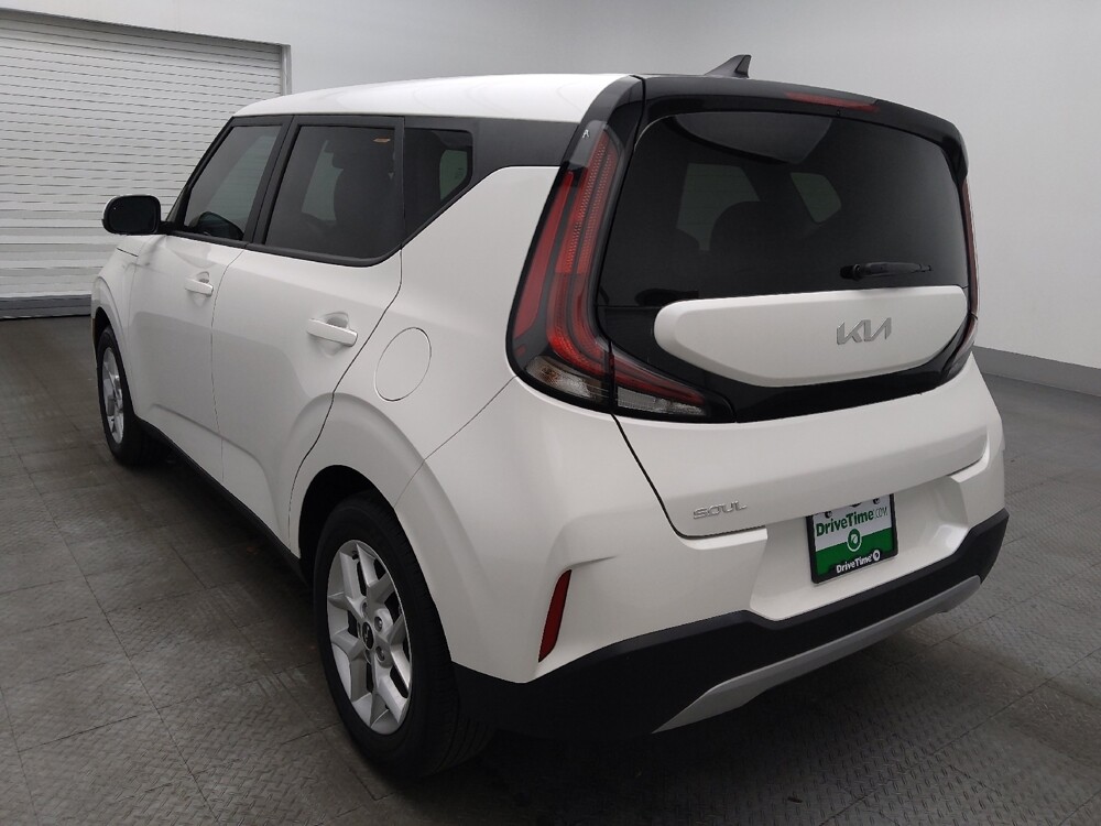 2025 Kia Soul in Jacksonville, FL 32210 - 18129749 5
