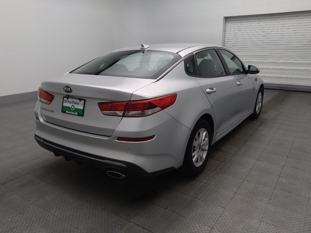 2019 Kia Optima in Gainesville, FL 32609 - 18129750 9