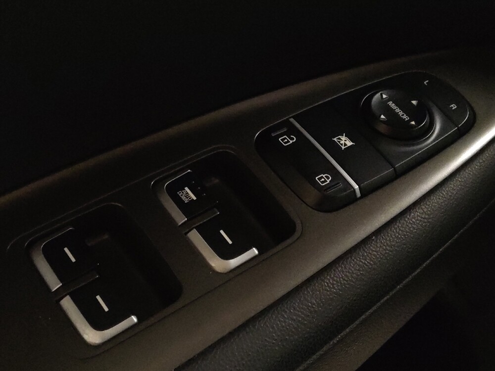 2019 Kia Optima in Gainesville, FL 32609 - 18129750 27