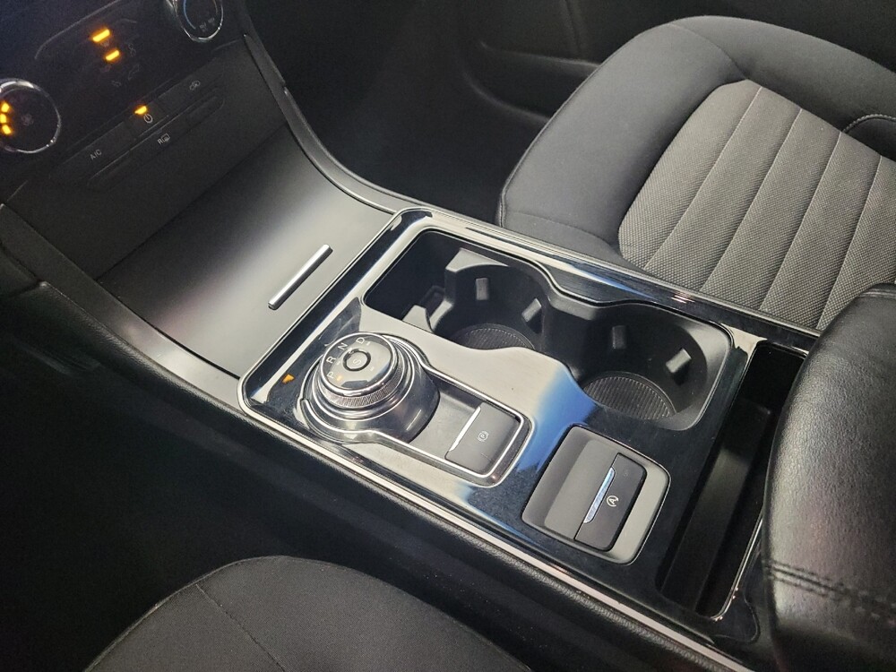 2019 Ford Edge in Taylor, MI 48180 - 18129751 26