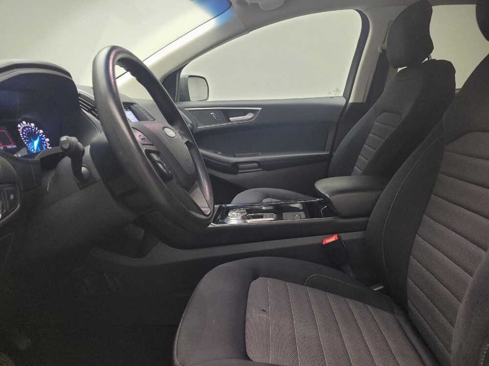 2019 Ford Edge in Taylor, MI 48180 - 18129751 17