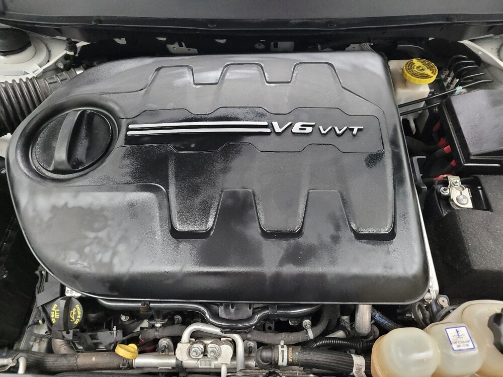 2019 Jeep Cherokee in Taylor, MI 48180 - 18129753 30