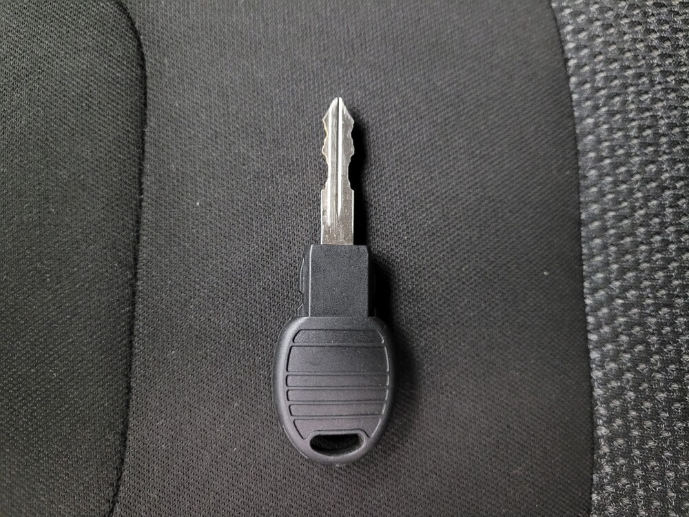 2019 Jeep Cherokee in Taylor, MI 48180 - 18129753 32