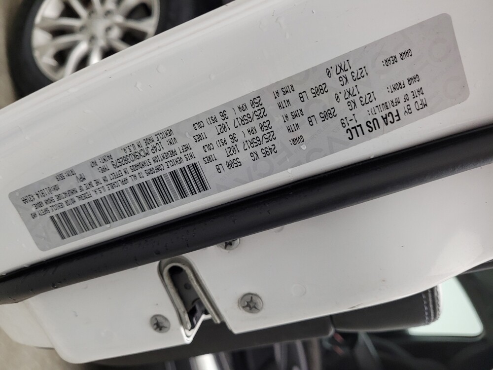 2019 Jeep Cherokee in Taylor, MI 48180 - 18129753 33