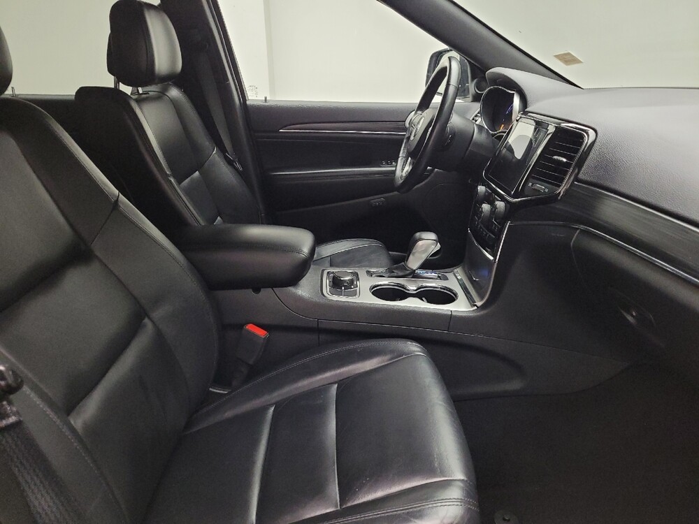 2019 Jeep Grand Cherokee in Grand Rapids, MI 49508 - 18129754 21