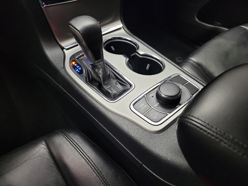 2019 Jeep Grand Cherokee in Grand Rapids, MI 49508 - 18129754 26