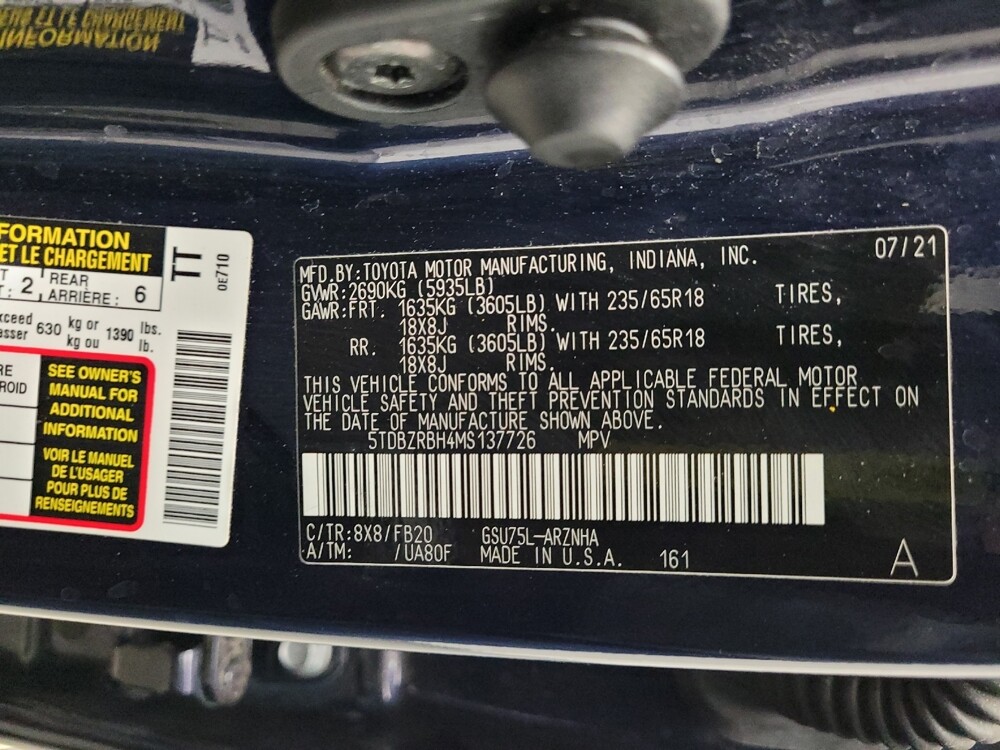 2021 Toyota Highlander in Taylor, MI 48180 - 18129755 33