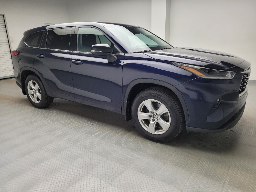 2021 Toyota Highlander in Taylor, MI 48180 - 18129755 11