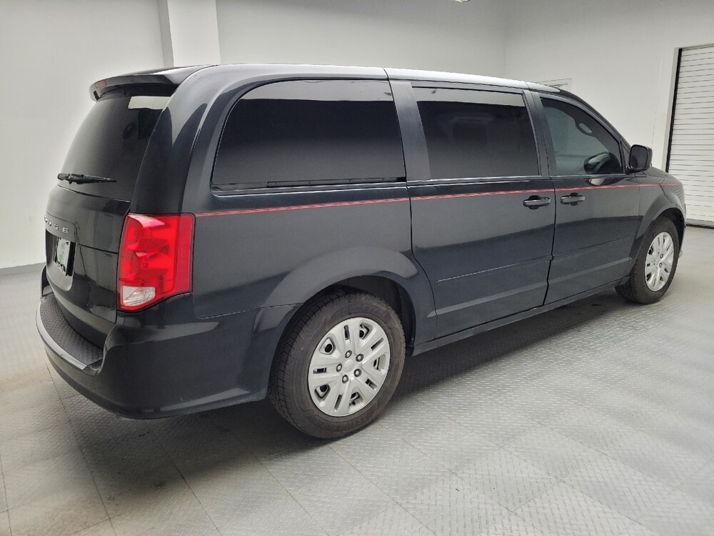 2017 Dodge Grand Caravan in Taylor, MI 48180 - 18129756 10