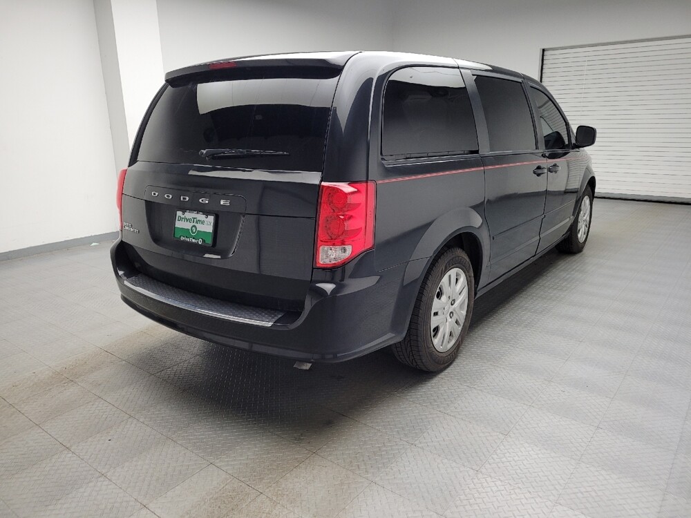 2017 Dodge Grand Caravan in Taylor, MI 48180 - 18129756 9