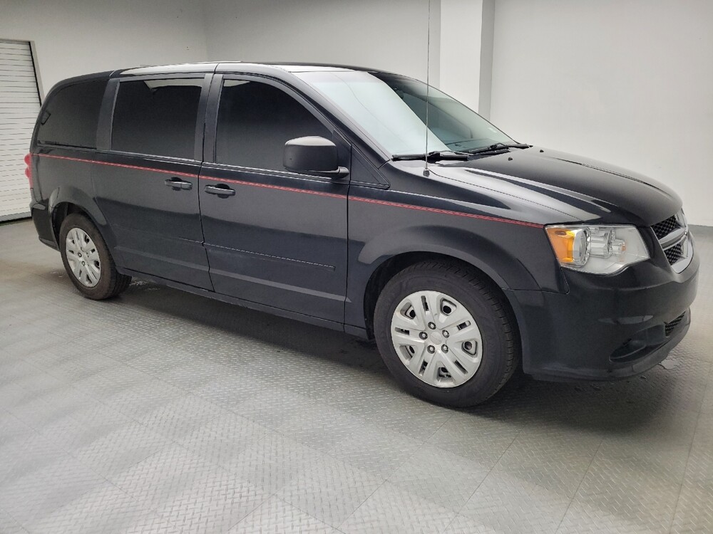 2017 Dodge Grand Caravan in Taylor, MI 48180 - 18129756 11