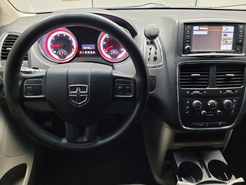 2017 Dodge Grand Caravan in Taylor, MI 48180 - 18129756 22