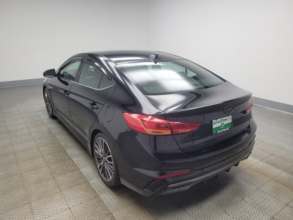 2018 Hyundai Elantra in Indianapolis, IN 46219 - 18129763 5