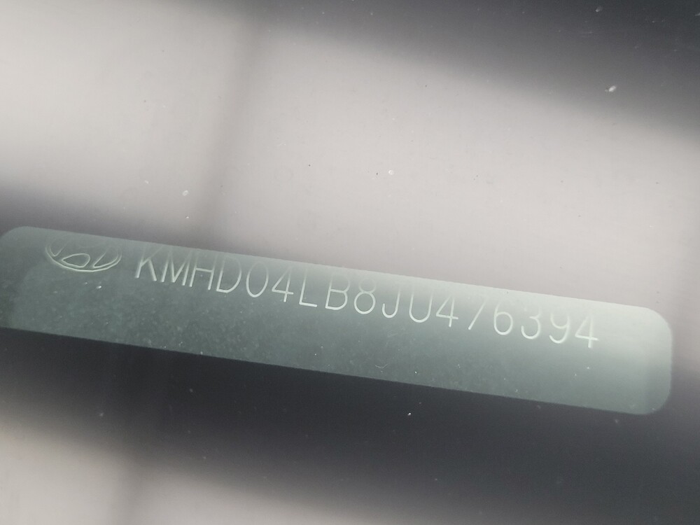 2018 Hyundai Elantra in Indianapolis, IN 46219 - 18129763 33