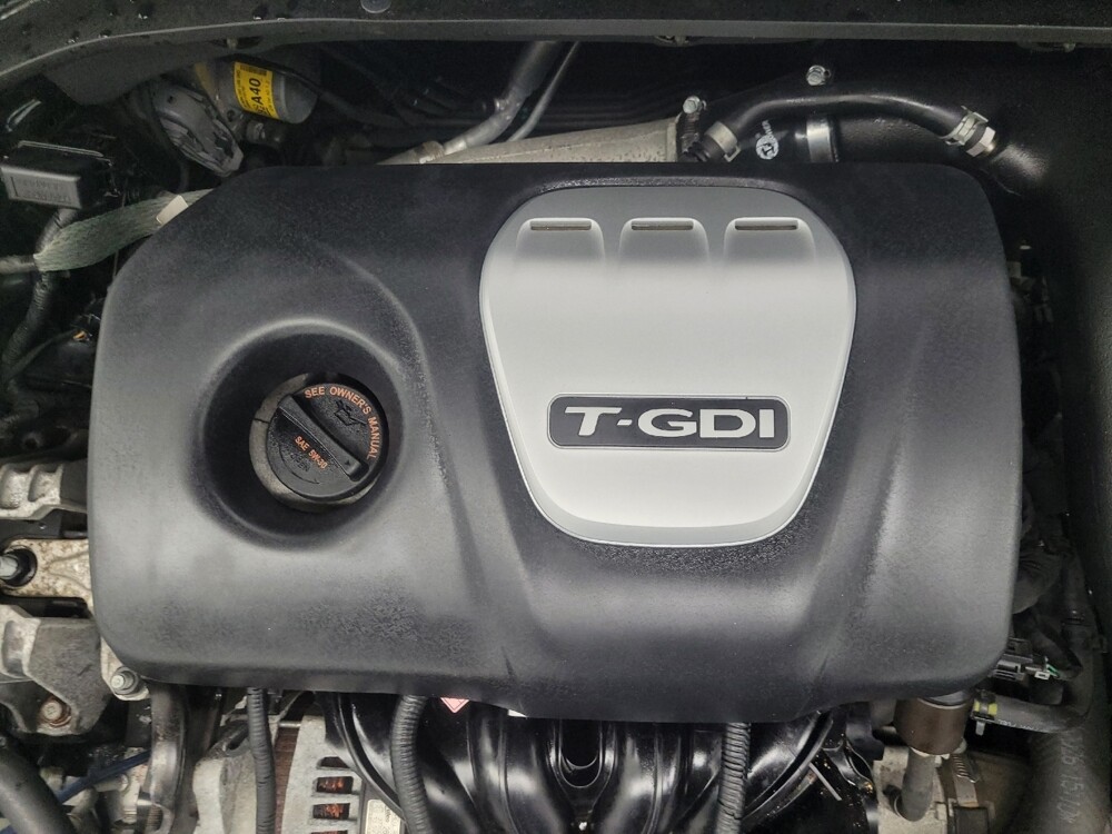 2018 Hyundai Elantra in Indianapolis, IN 46219 - 18129763 30