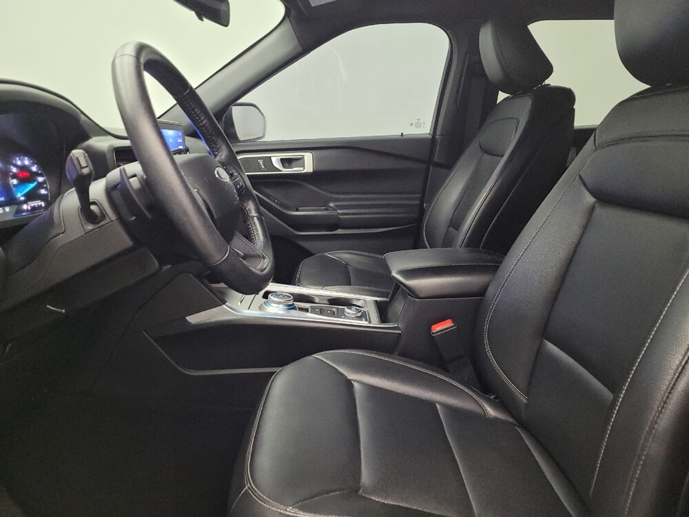 2020 Ford Explorer in Lexington, KY 40509 - 18129765 17