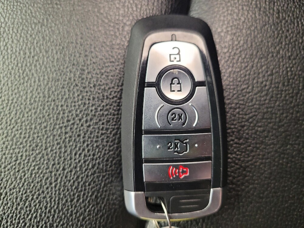 2020 Ford Explorer in Lexington, KY 40509 - 18129765 32