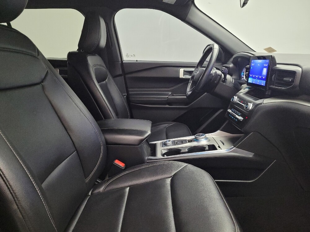 2020 Ford Explorer in Lexington, KY 40509 - 18129765 21