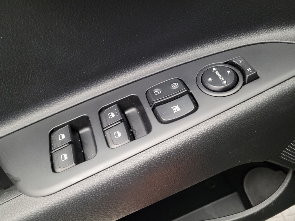 2023 Kia Rio in Downey, CA 90241 - 18129771 27