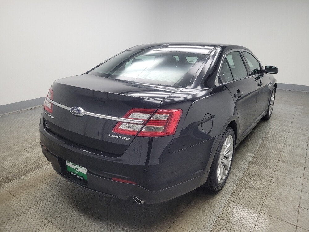 2019 Ford Taurus in Mishawaka, IN 46545 - 18129773 9