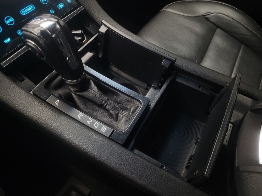 2019 Ford Taurus in Mishawaka, IN 46545 - 18129773 26